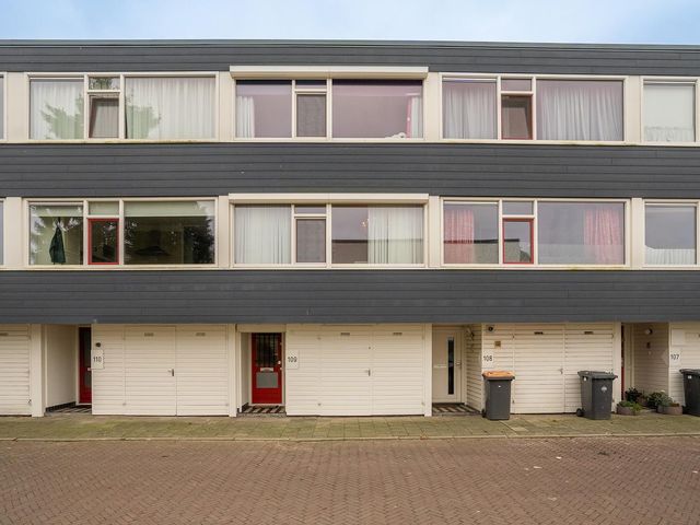 Ypelobrink 109, Enschede