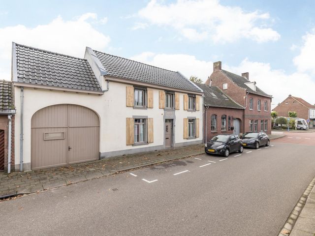 Feurthstraat 52, Susteren