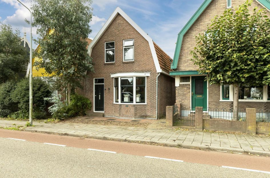 Dorpsstraat 652