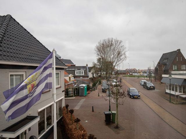 Eendrachtsweg 13, Tholen