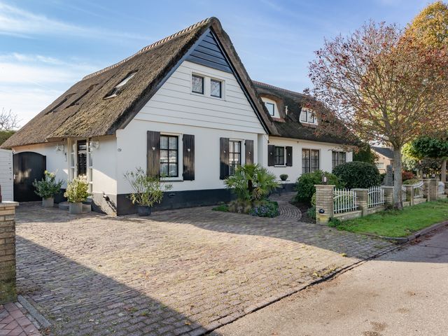 Graaf Willemstraat 26, Hoogwoud