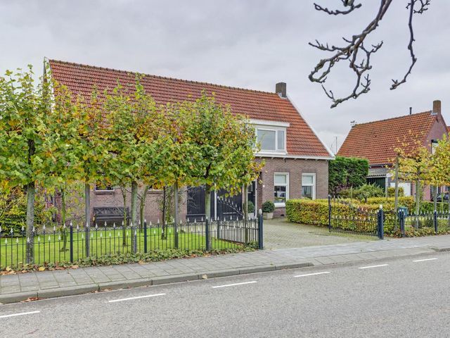 Zuidweg 3, Krabbendijke