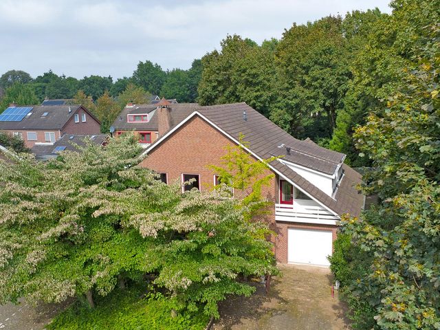 Helmkruidstraat 13, Wijchen