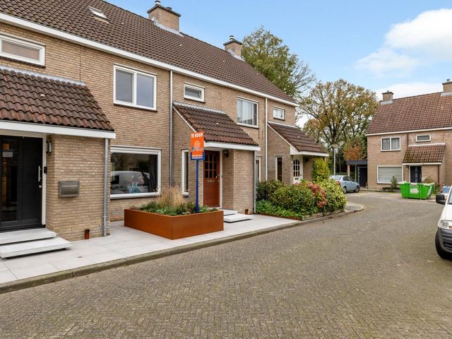 Haydnstraat 26, Losser