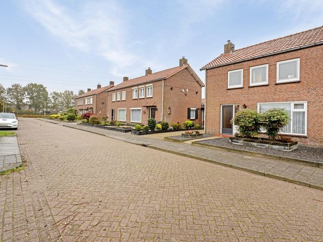 Vendelierstraat 8, Oirschot