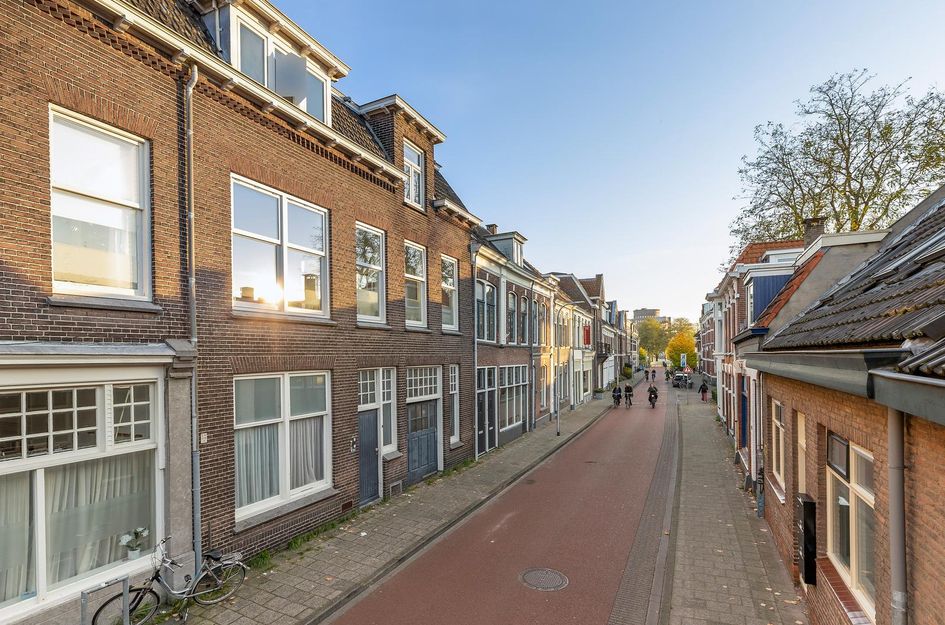 Van Karnebeekstraat 77A