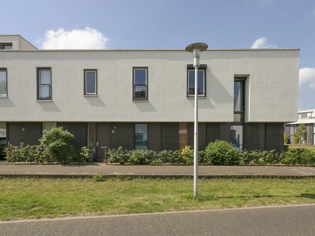 Vuurvlinder 12, Apeldoorn