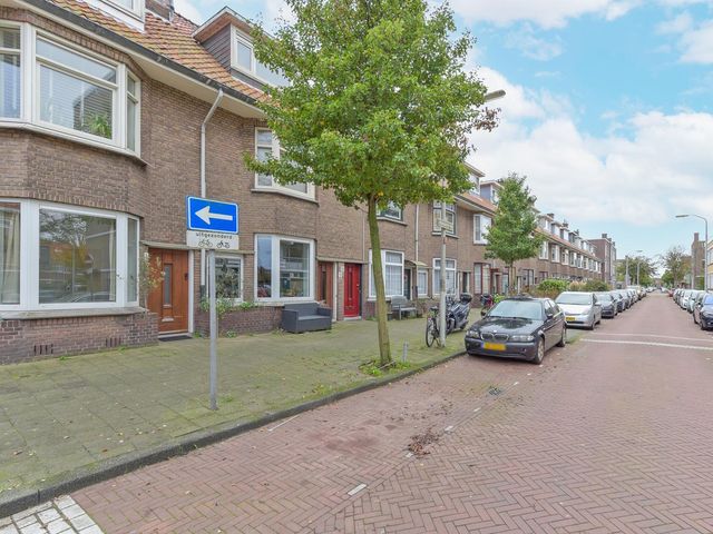 Rhenenstraat 6, 'S-Gravenhage