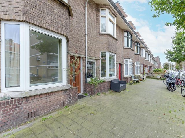 Rhenenstraat 6, 'S-Gravenhage