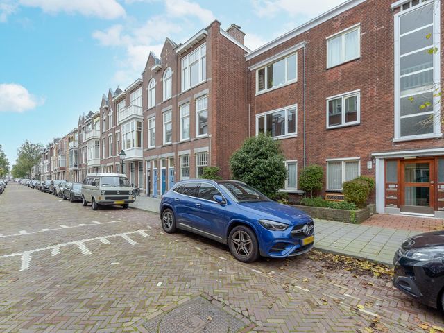 Van Weede van Dijkveldstraat 15A, 'S-Gravenhage