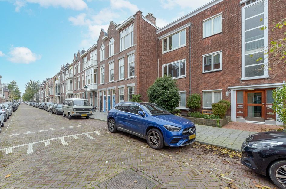 Van Weede van Dijkveldstraat 15A