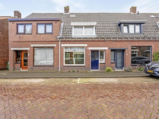 Sint Vincentiusstraat 79, Oosterhout