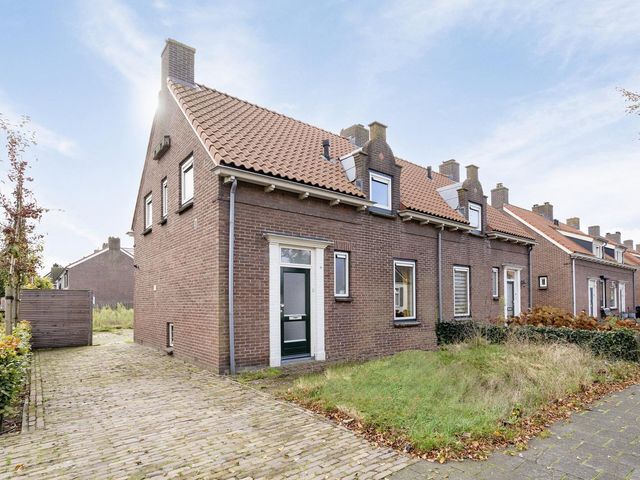 Oranjestraat 69, Gilze