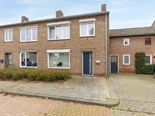 Kalverstraat 16, Maasbracht