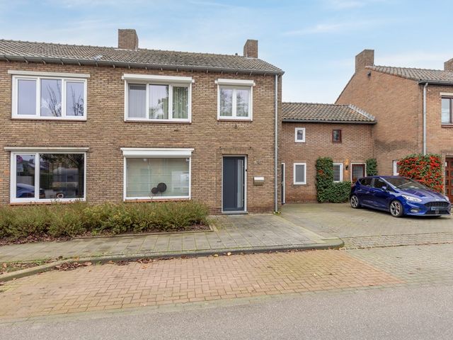 Kalverstraat 16, Maasbracht