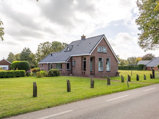 Haarsterweg 12, Marum