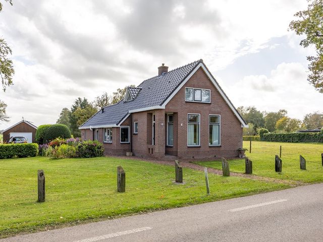 Haarsterweg 12, Marum