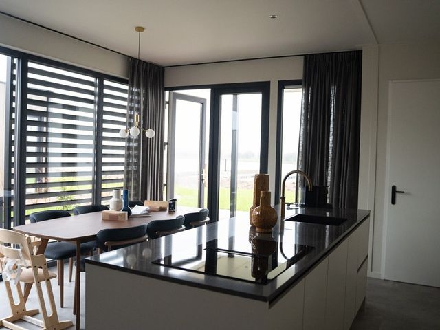 Rijnbandijk 10B, Eck en Wiel