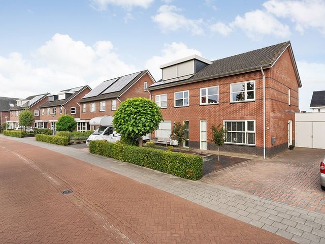 Kamferbekestraat 57, Hardenberg