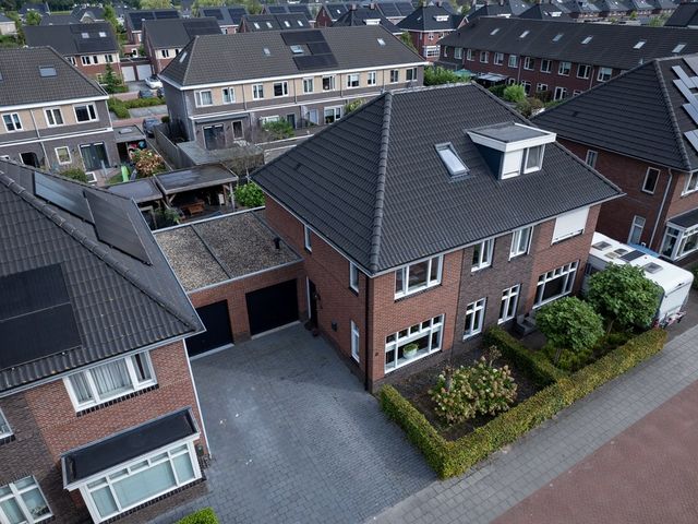 Moonenlaan 8, Hardenberg