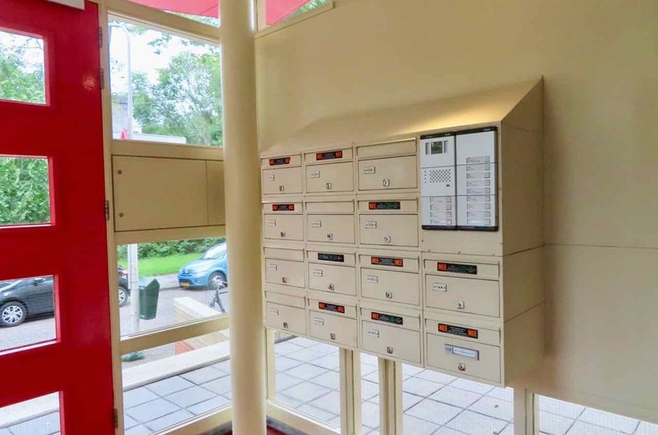 Donker Curtiusstraat 120