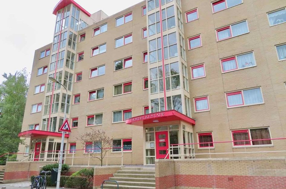 Donker Curtiusstraat 120