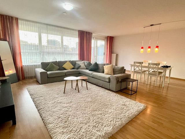 Donker Curtiusstraat 120, Den Haag