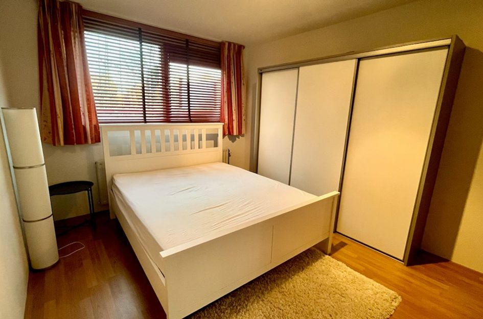 Donker Curtiusstraat 120