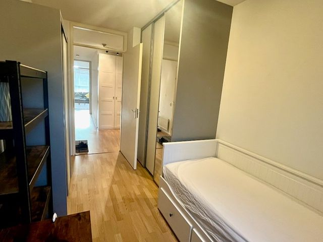 Donker Curtiusstraat 120, Den Haag