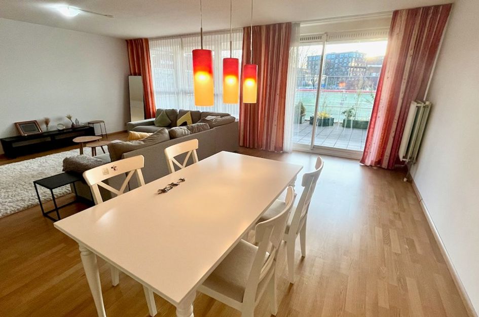 Donker Curtiusstraat 120
