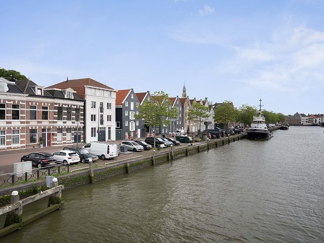 Govert Van Wijnkade 21, Maassluis