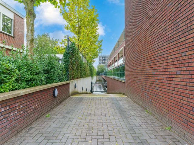 Baarzenstraat 4925, Vught