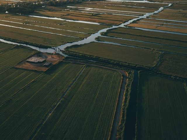 Kanaaldijk , Watergang