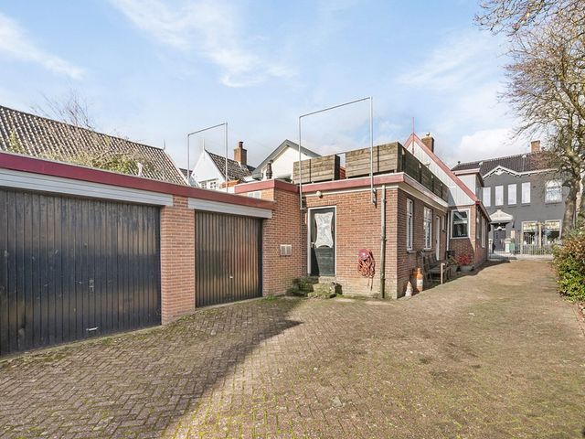 Hoofdstraat 212, Bovenkarspel