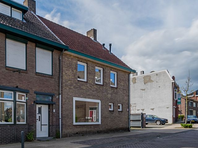 Nieuwstraat 126, Hoensbroek