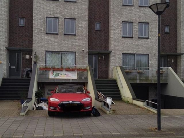 Cannenburch 80, Lelystad