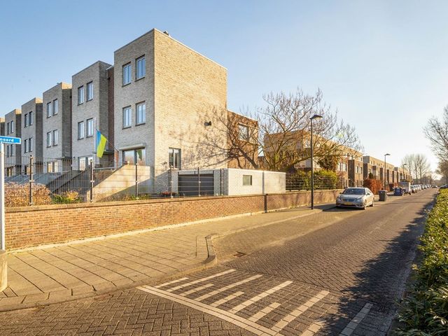 Cannenburch 80, Lelystad