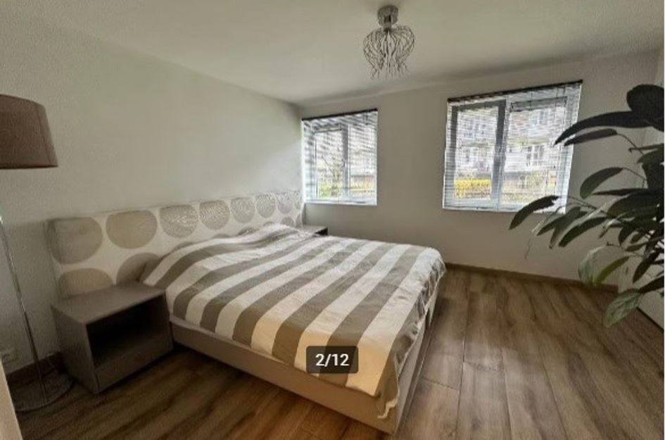 Parallelweg 100