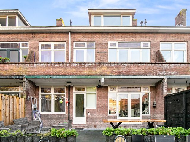 Reeweg Oost 106, Dordrecht