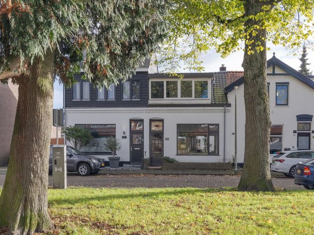 Oosterpad 32, Bussum