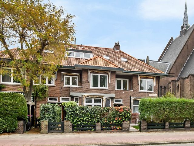 Laan van Nieuw Oosteinde 7, Voorburg