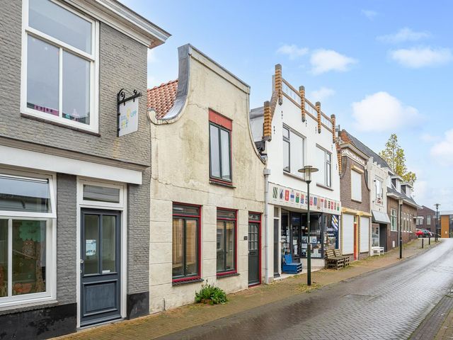 Kaaistraat 7, Sint-Maartensdijk