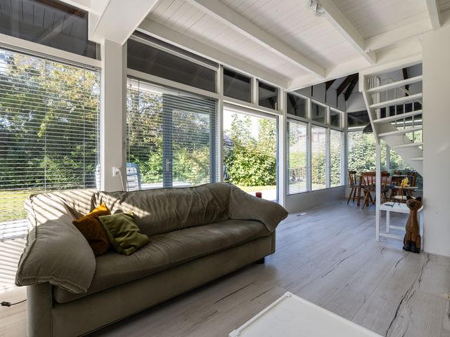 De Toekomst 83, Ouddorp
