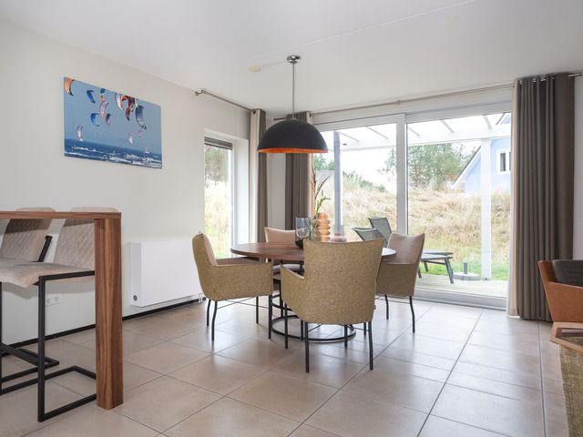 De Duinen 359, Ouddorp