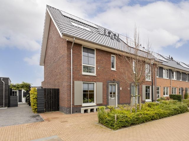 Groninger Kroon 53, Hardinxveld-Giessendam