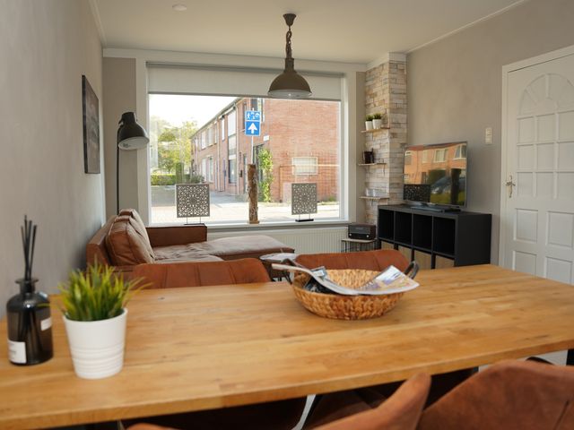 Zilversmidstraat 18, Sluis