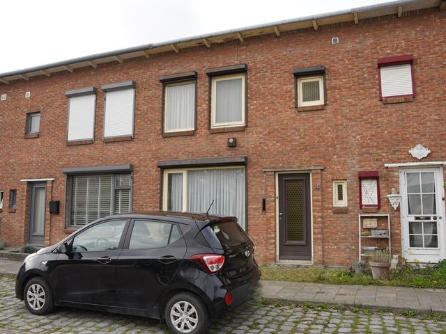 Burgemeester H.A. Callenfelsstraat 38, Oostburg