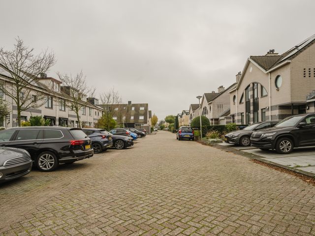 Mimi Boesnachstraat 17, Spijkenisse