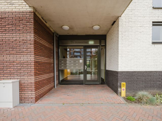 Sluiskade 58, Spijkenisse