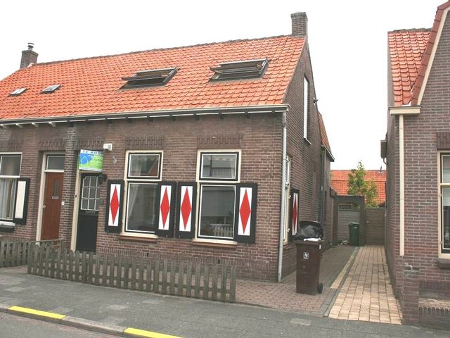 De Ruijterstraat 7, Middelharnis